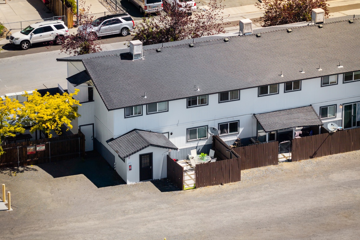 Professional multi-family real estate photography, buildings and surrounding landscape